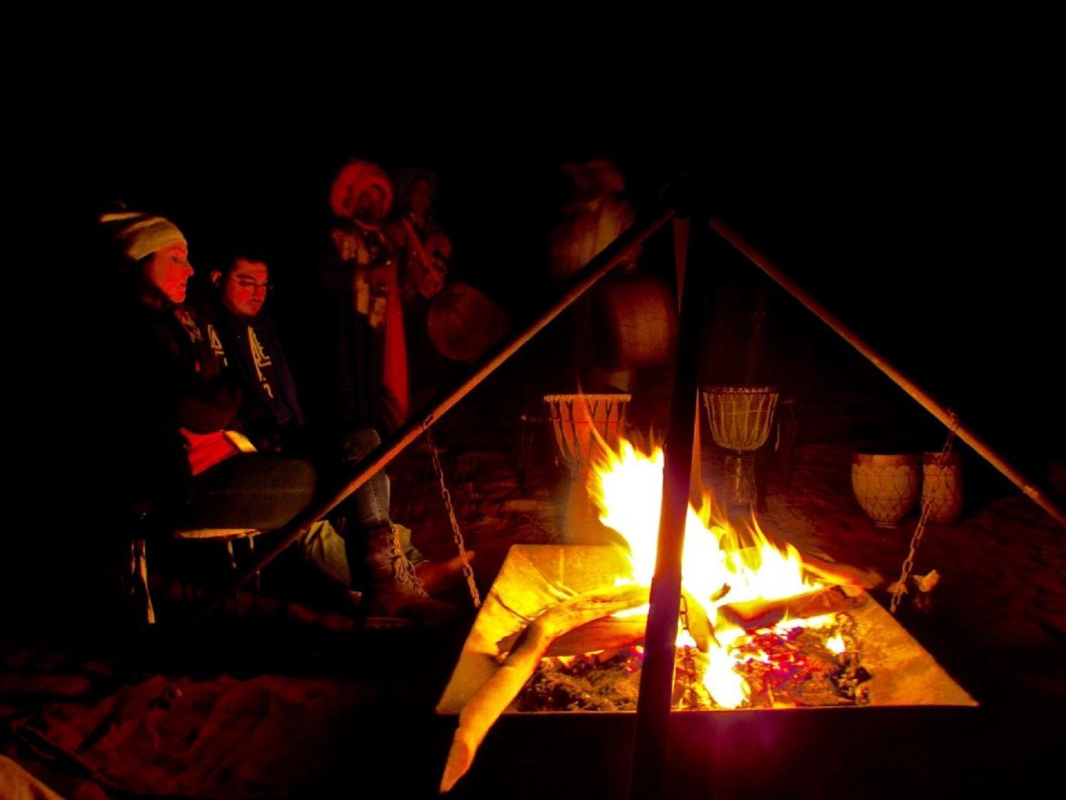 Erg Chebbi Khamlia Desert Camp 메르주가 외부 사진