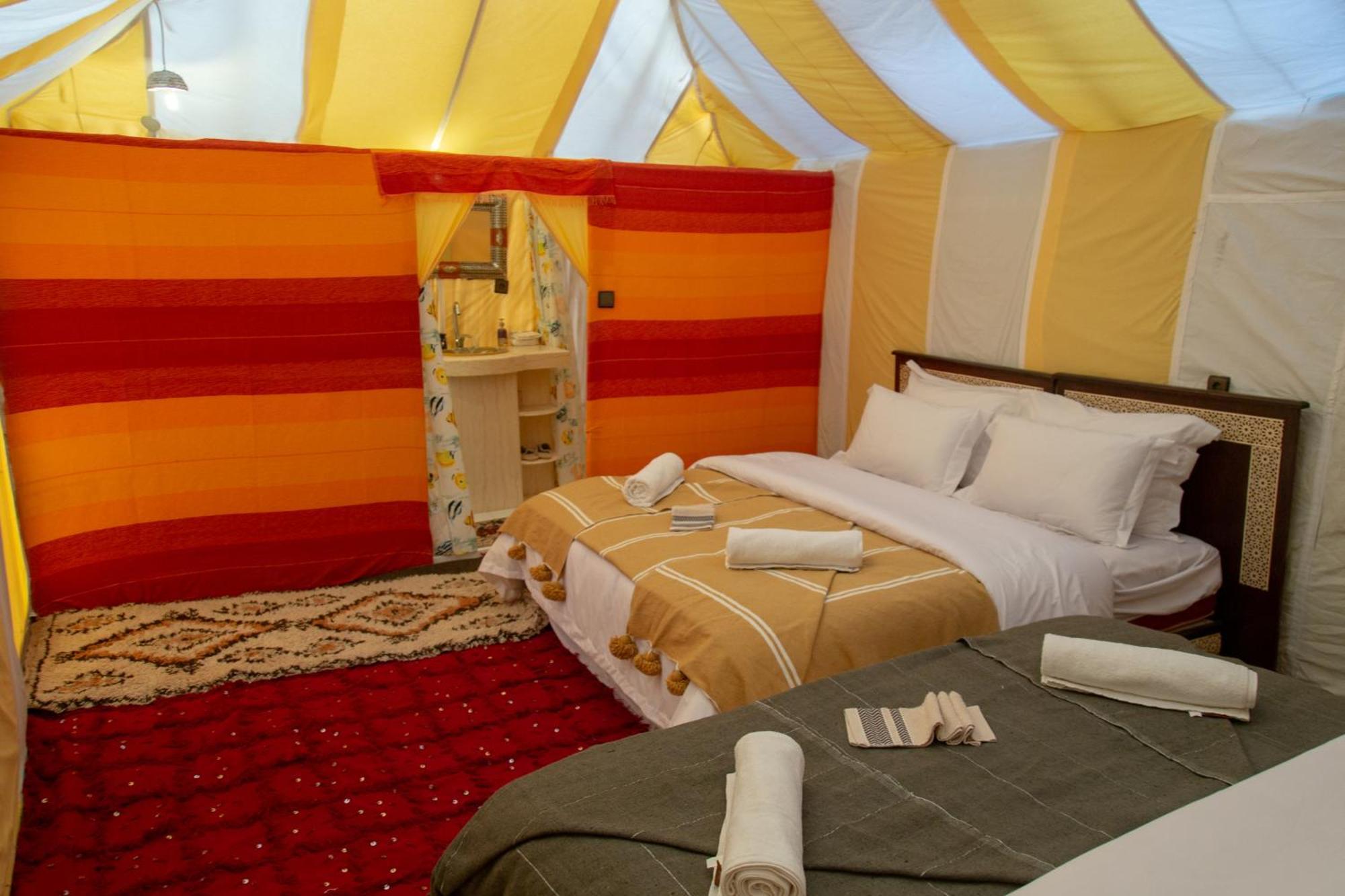 Erg Chebbi Khamlia Desert Camp 메르주가 외부 사진