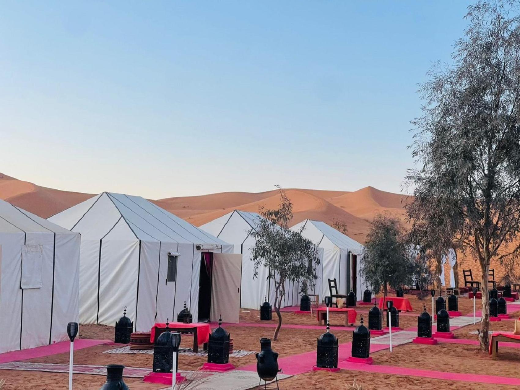 Erg Chebbi Khamlia Desert Camp 메르주가 외부 사진