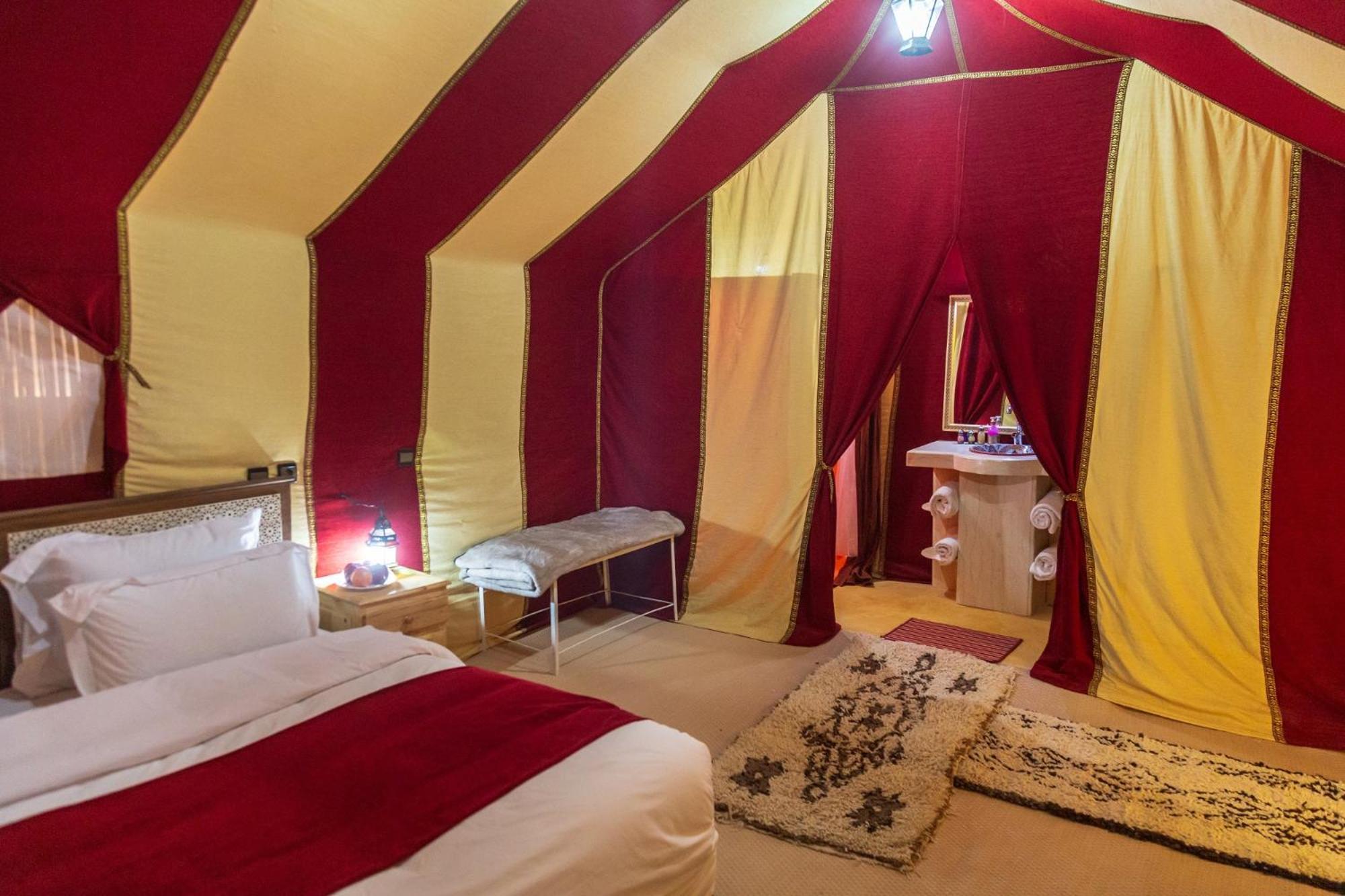 Erg Chebbi Khamlia Desert Camp 메르주가 외부 사진